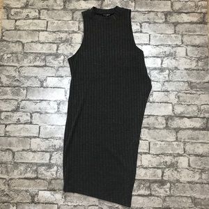 Express Long Sleeveless Shirt with Side Slit